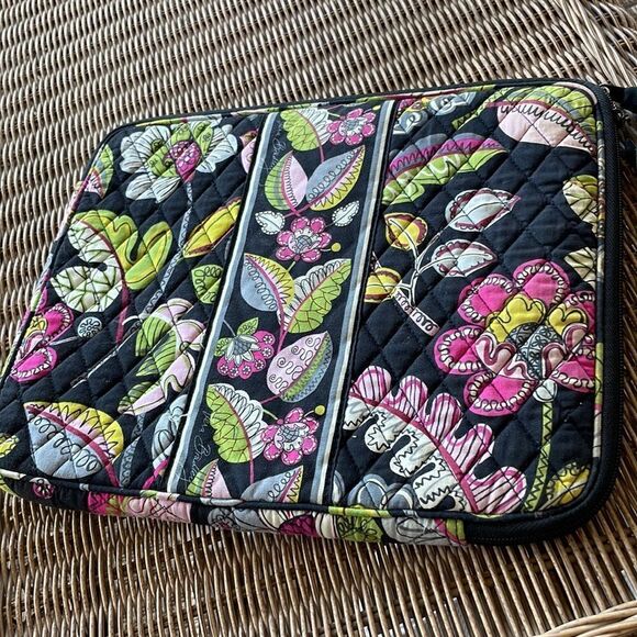 Vera Bradley Moon Blooms Laptop Case - Picture 2 of 7